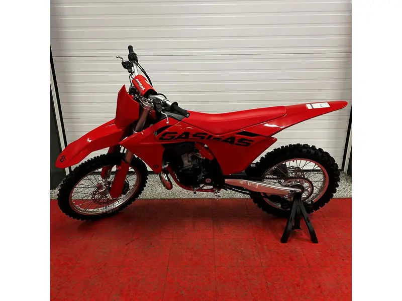 2025 GASGAS MC 250 thumbnail 5