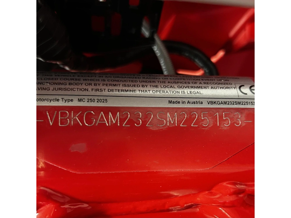 2025 Gas Gas Mc 250 alt