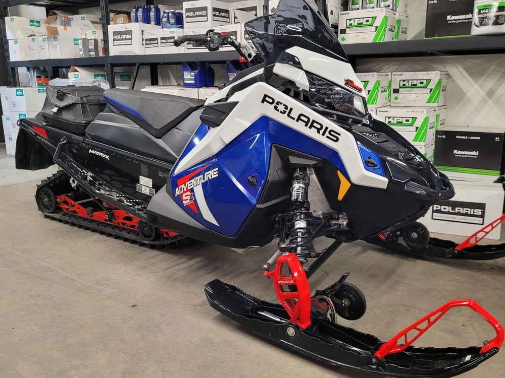 2023 Polaris Prostar S4 Indy Adventure 137` Démo alt