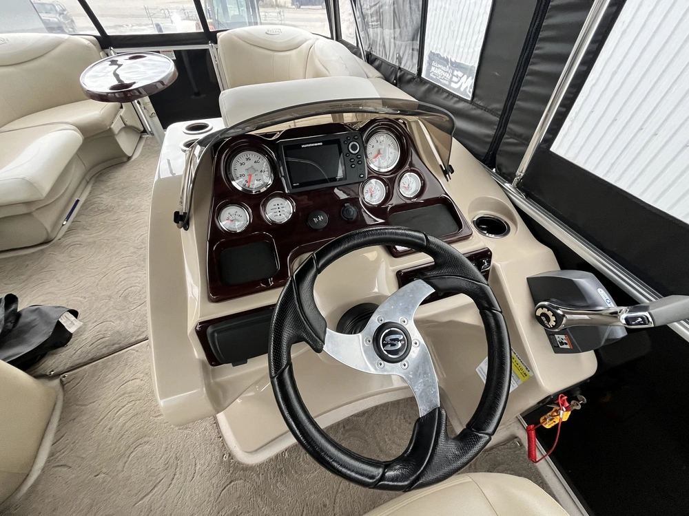 Sylvan 8520 2015 alt