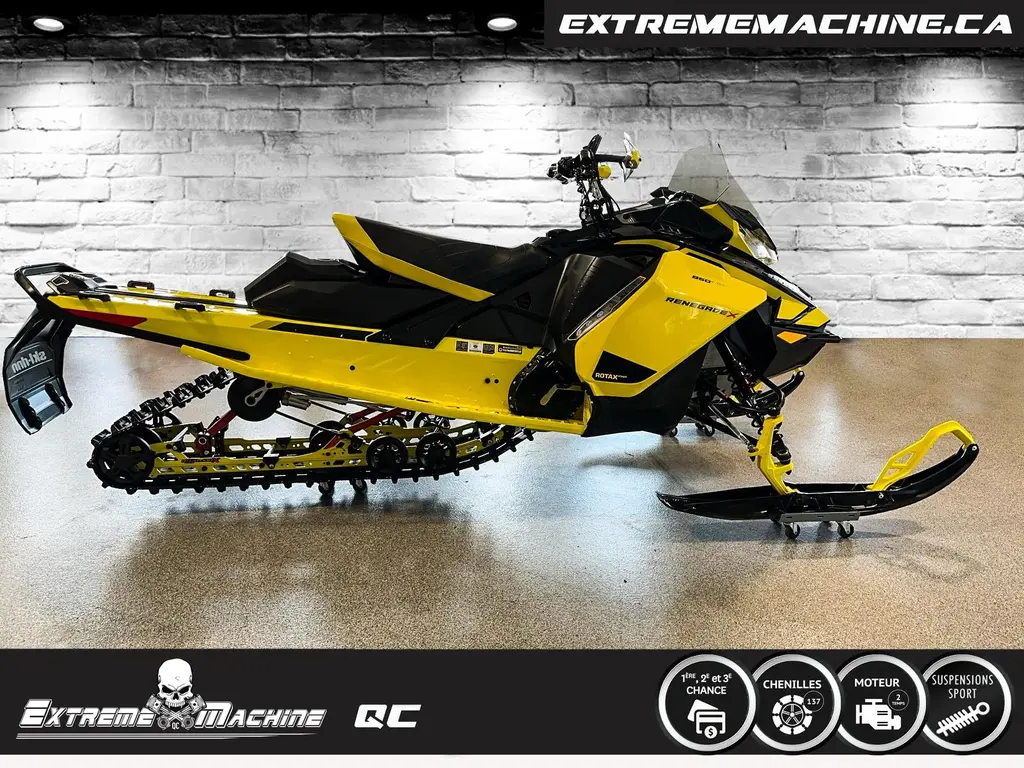 2021 SKIDOO RENEGADE ®  X 850 TRÈS PROPRE!!!