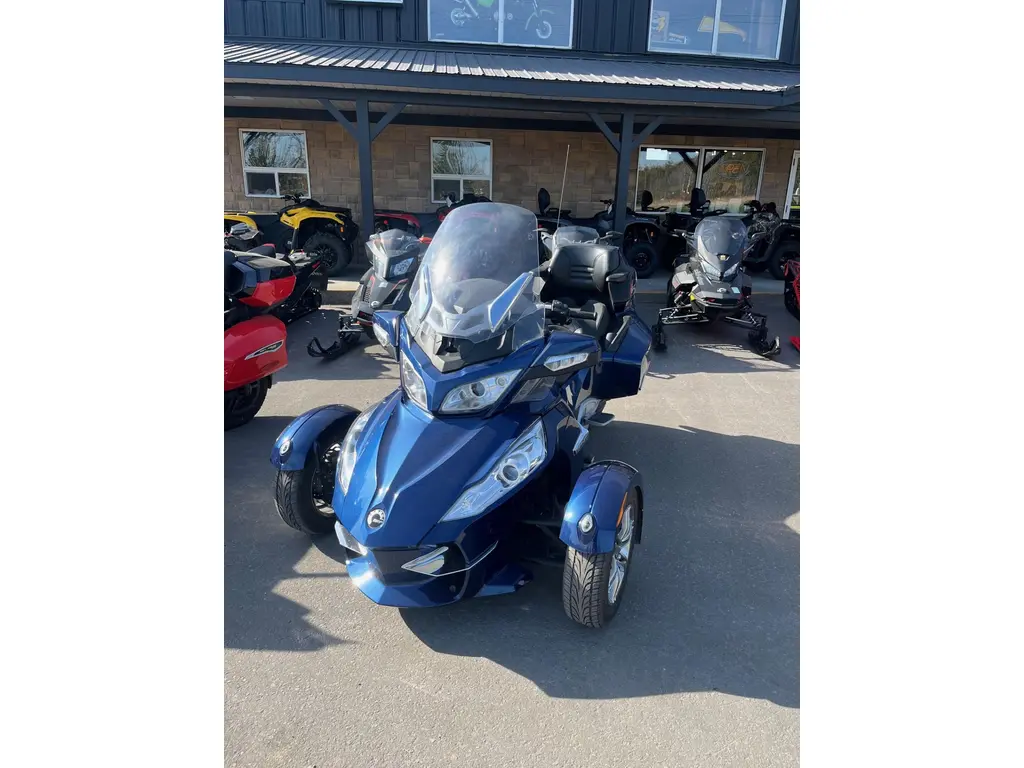 2011 Can-Am SPYDER RT 000A4BC00