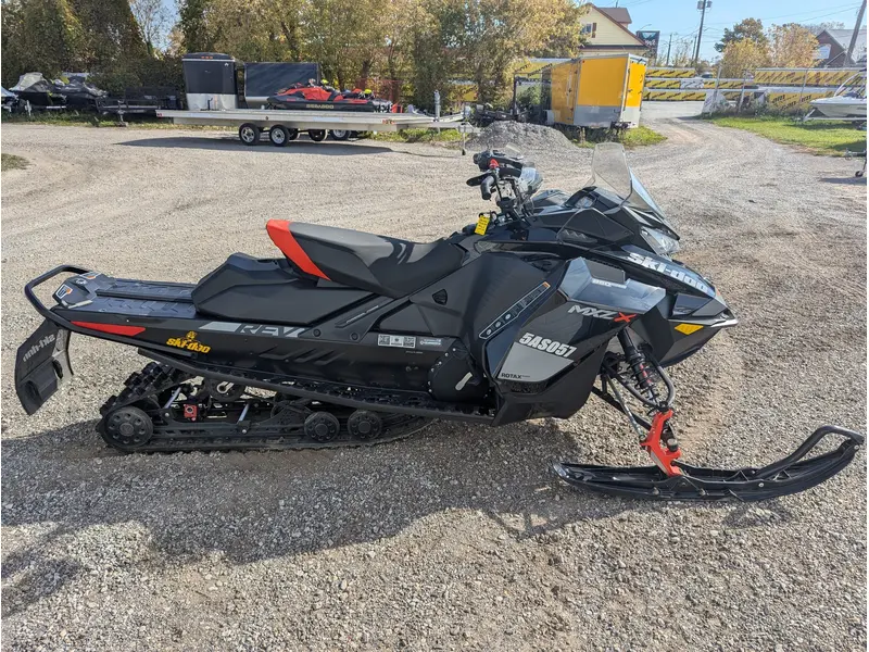 2020 Ski-Doo 2020 MXZX 850