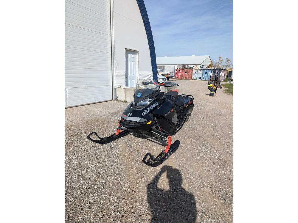 2020 Ski-doo 2020 Mxzx 850 8650 Km Warranty