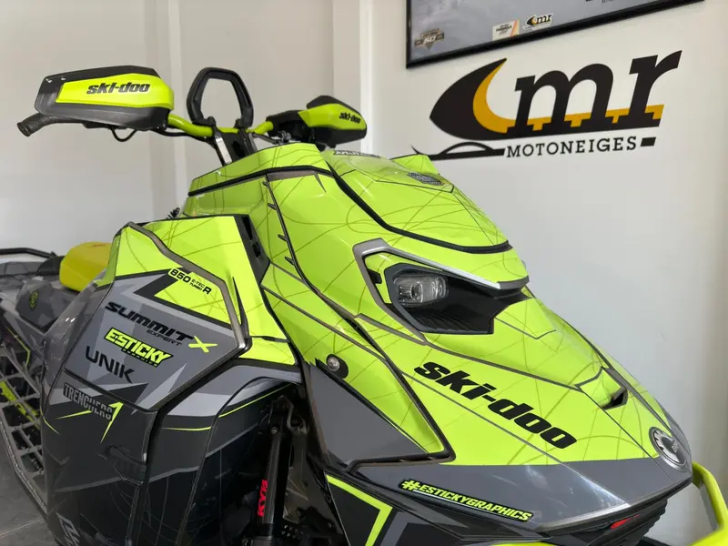 2023 Ski-Doo SUMMIT X EXPERT