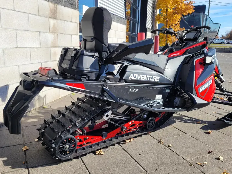 2024 Polaris 650 INDY ADVENTURE 137 DÉMO