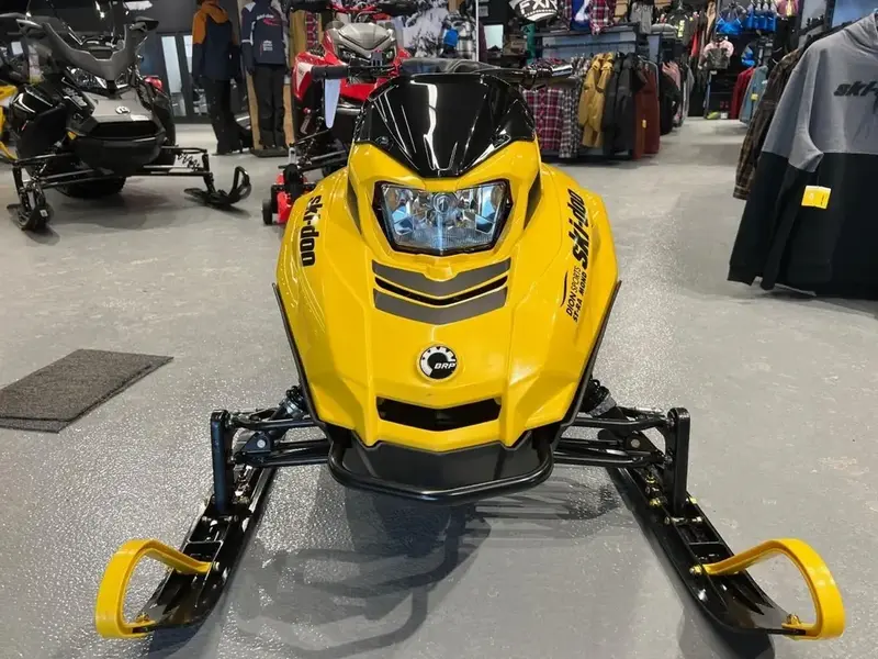 2024 Ski-Doo MXZ 120