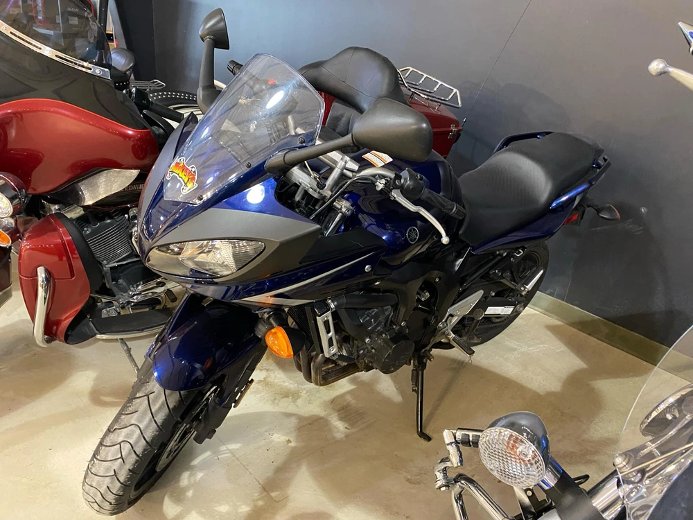 2008 Yamaha Fz6 alt