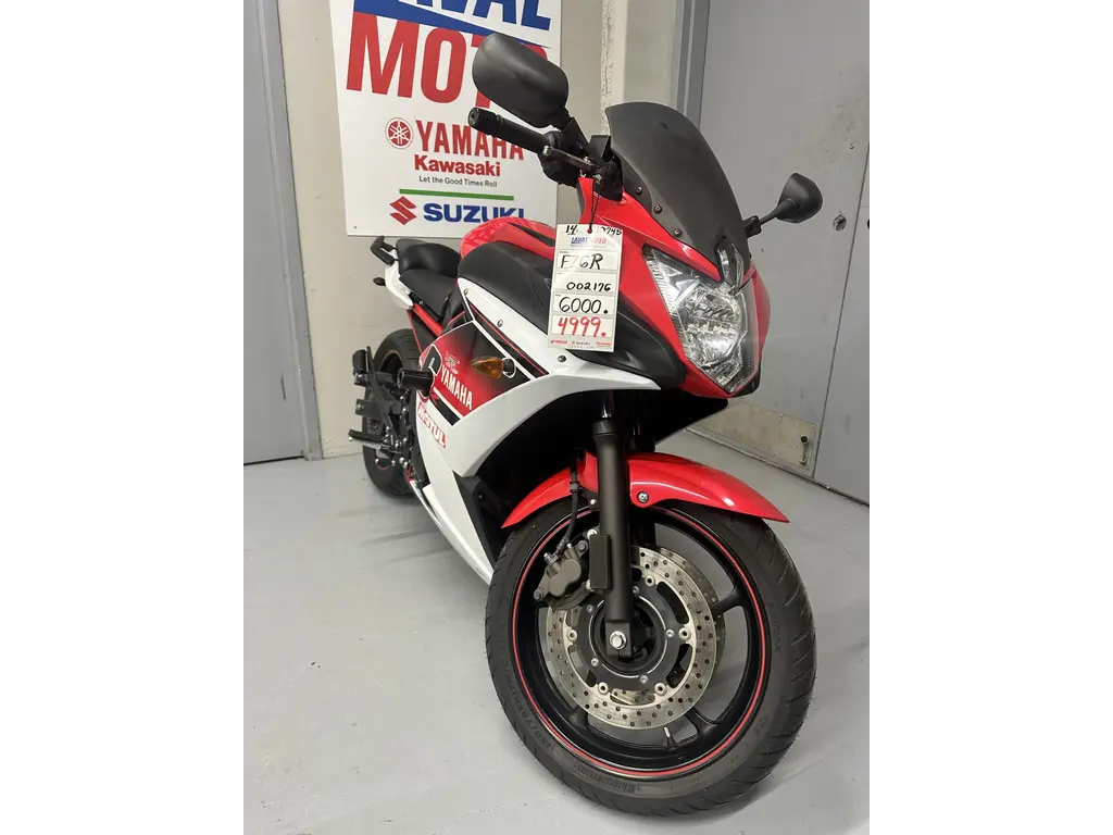 2014 Yamaha FZ6R