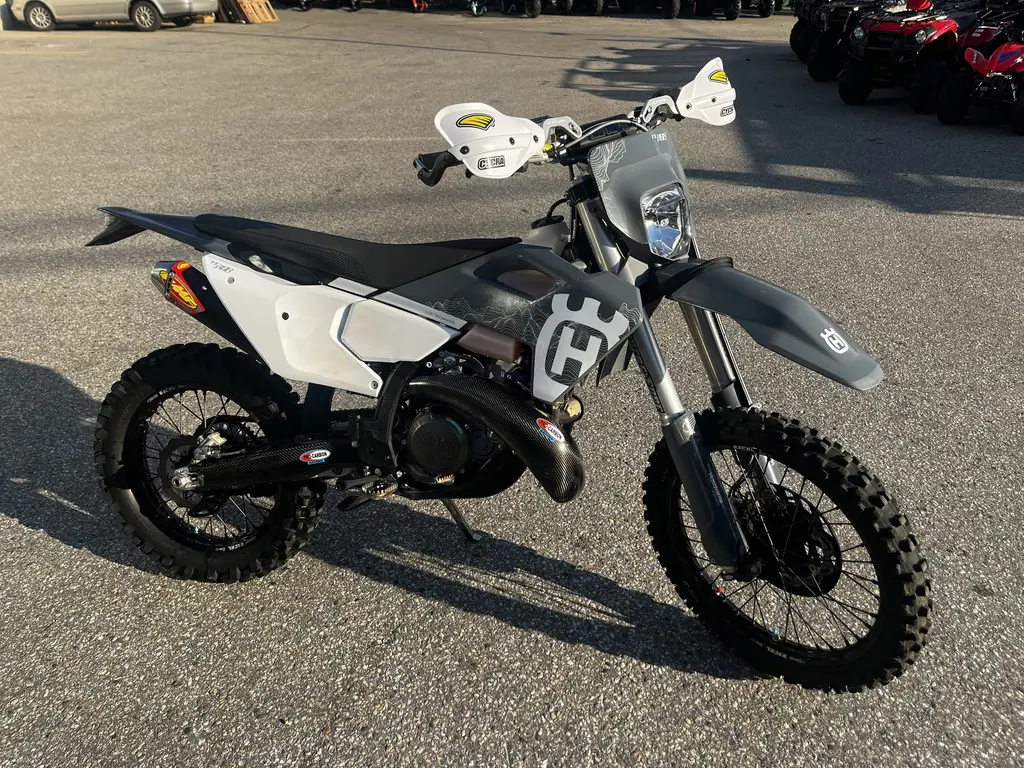 2024 Husqvarna TE300 Pro