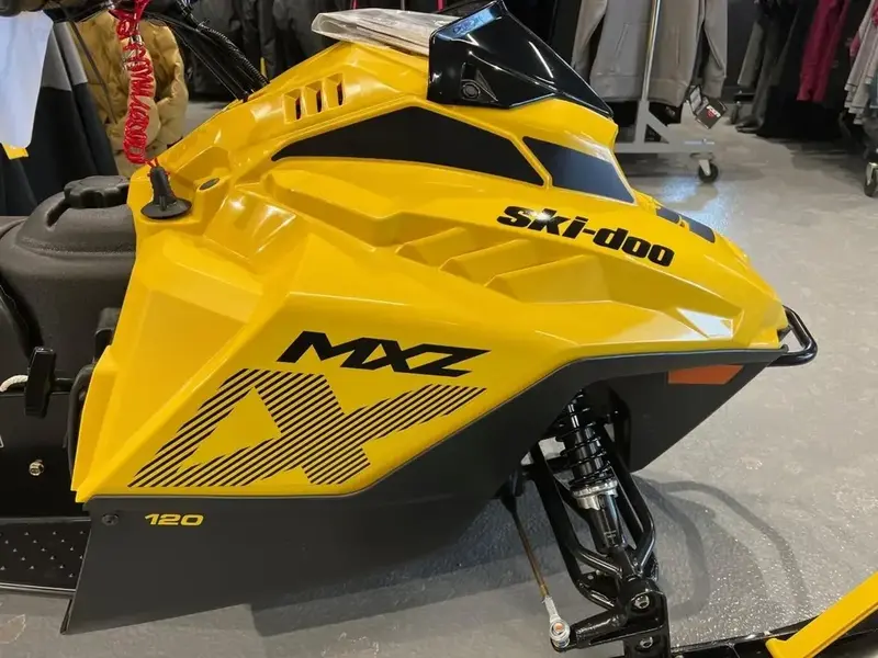 2024 Ski-Doo MXZ 120