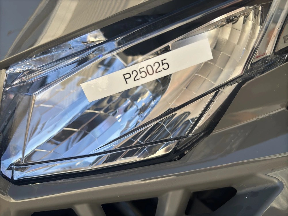 Polaris Prostar S4 Indy Adventure 137 2025 alt