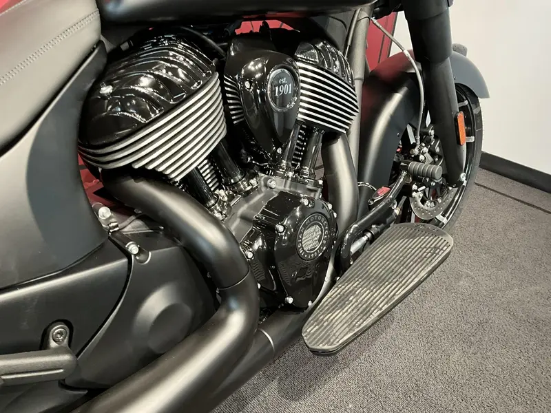 2024 Indian Motorcycle Springfield Dark Horse 1 500$ de réduction, jusqu'au 31-05-25