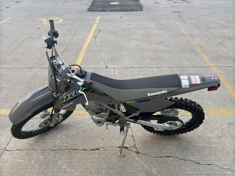 2025 Kawasaki KLX140R F thumbnail 10