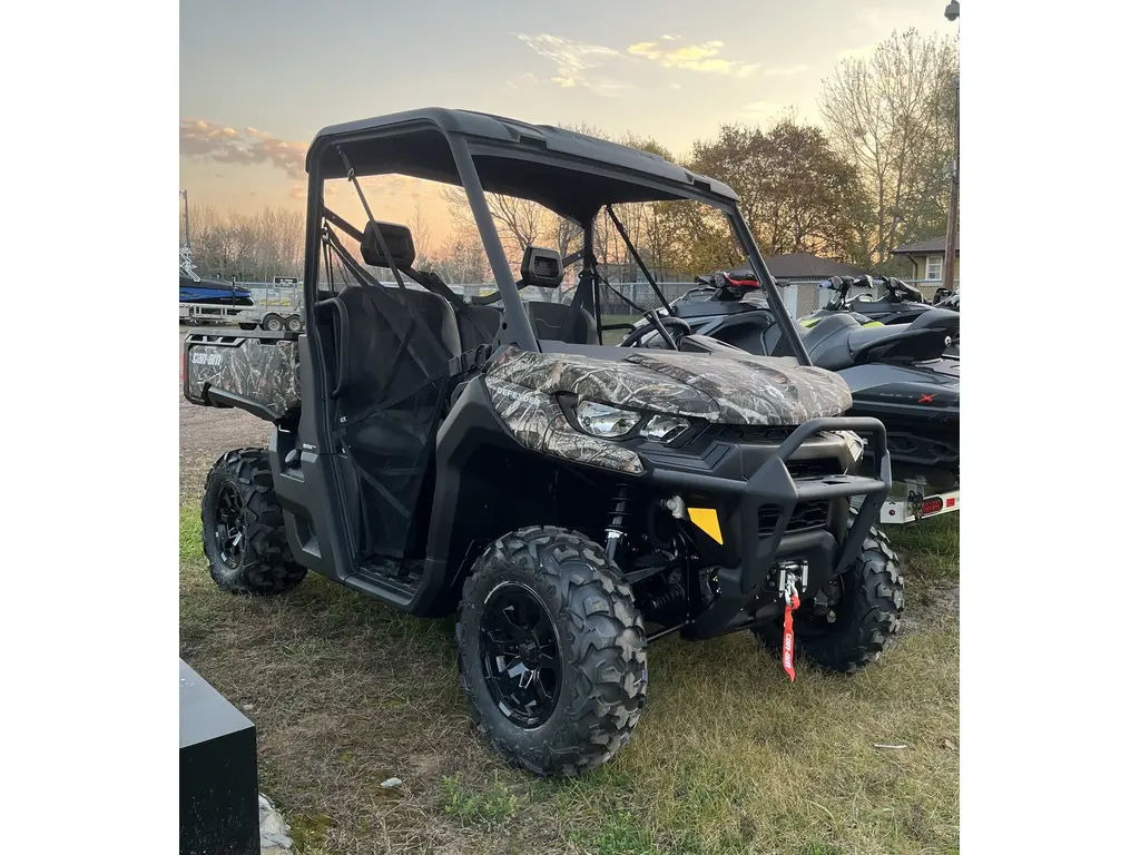 2025 Can-Am DEF XT 62 HD7 - 7ESD