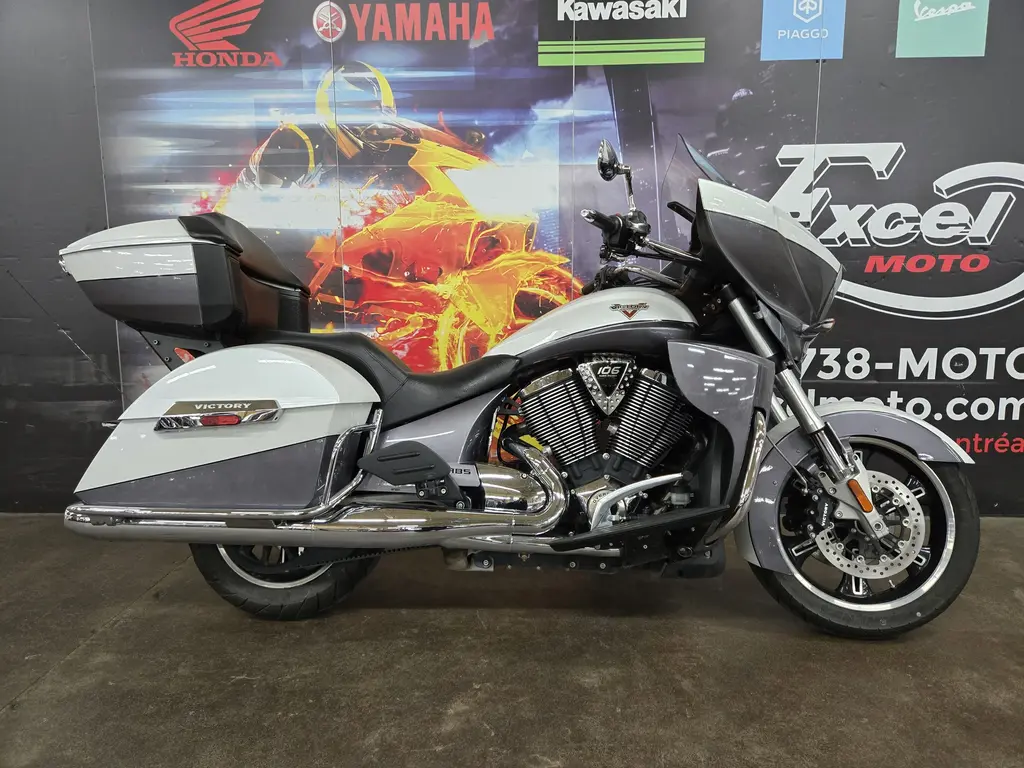 2015 Victory Motorcycles CROSS COUNTRY