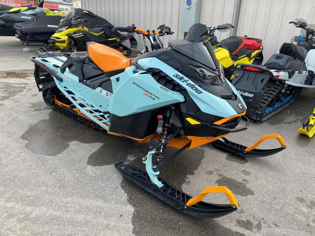 2024 Ski-Doo BACKCOUNTRY 850 XRS