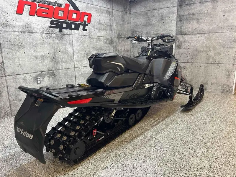 2019 Ski-Doo RENEGADE 850 XRS