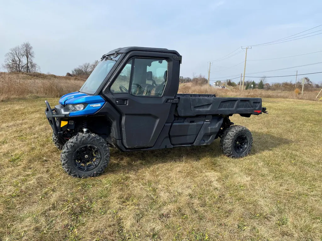 2021 Can-Am Defender Pro Limited HD10