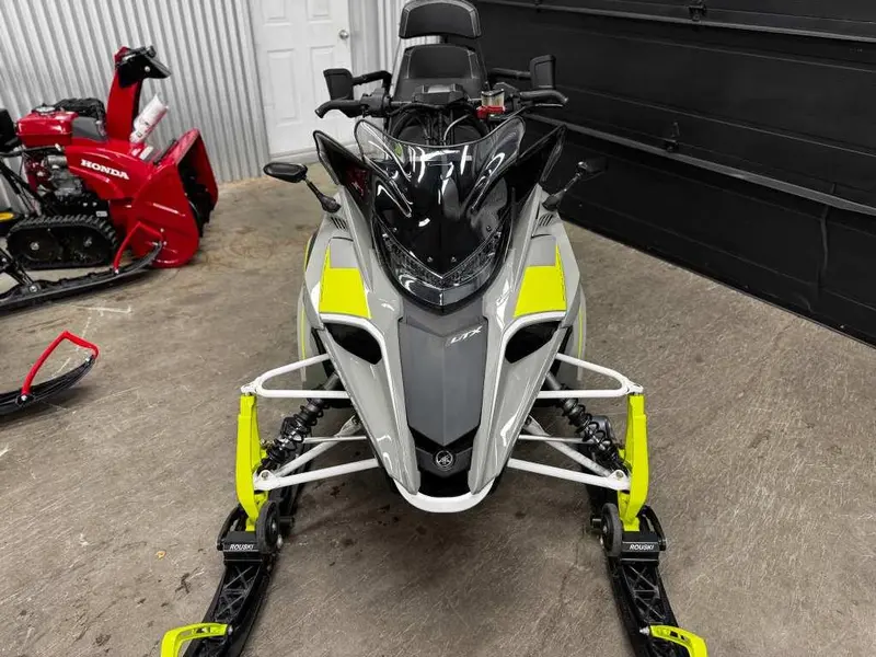 2018 Yamaha SIDEWINDER LTX SE