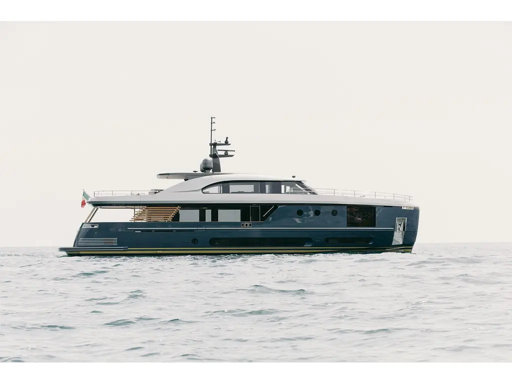 Azimut MAGELLANO 30M  2026