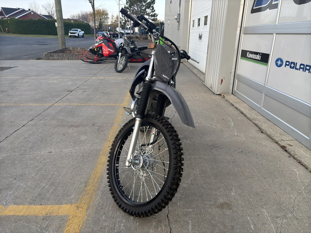 Kawasaki Klx140r F 2025 alt