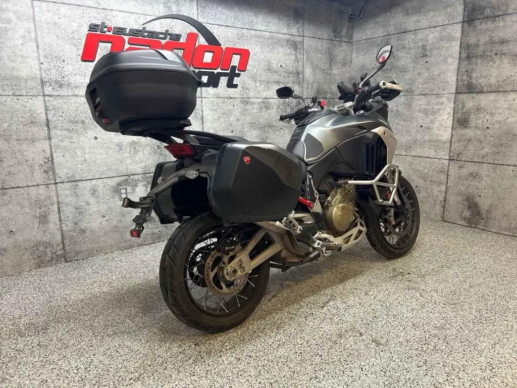 Ducati MULTISTRADA V4S 2021