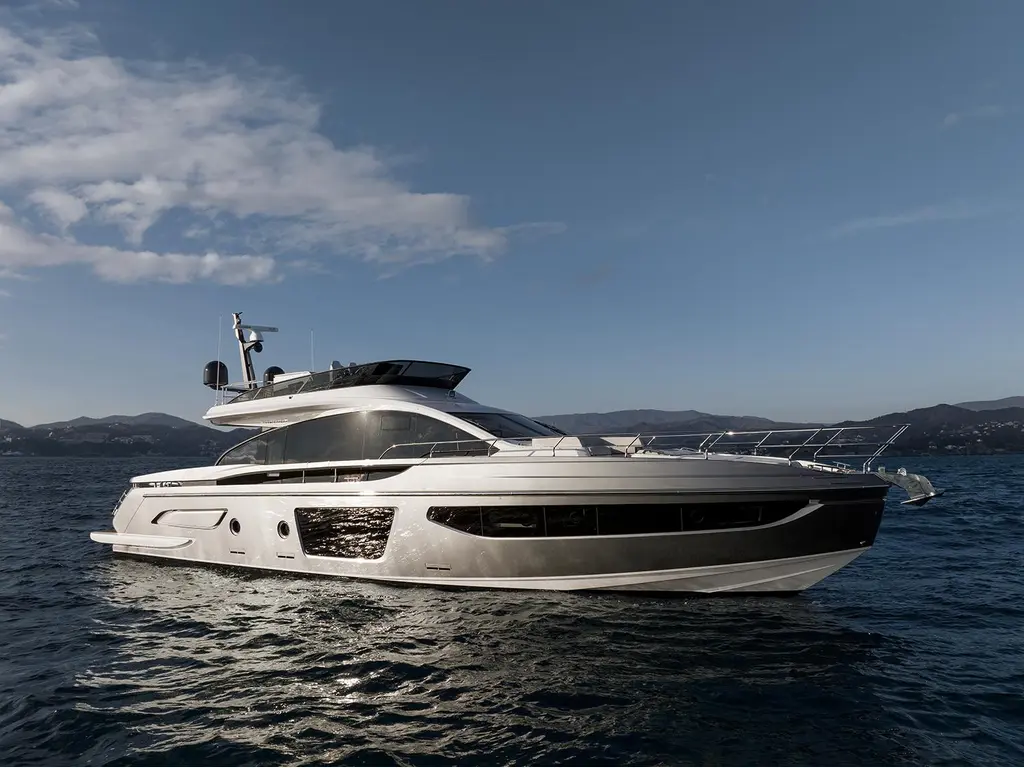 2026 Azimut S7 