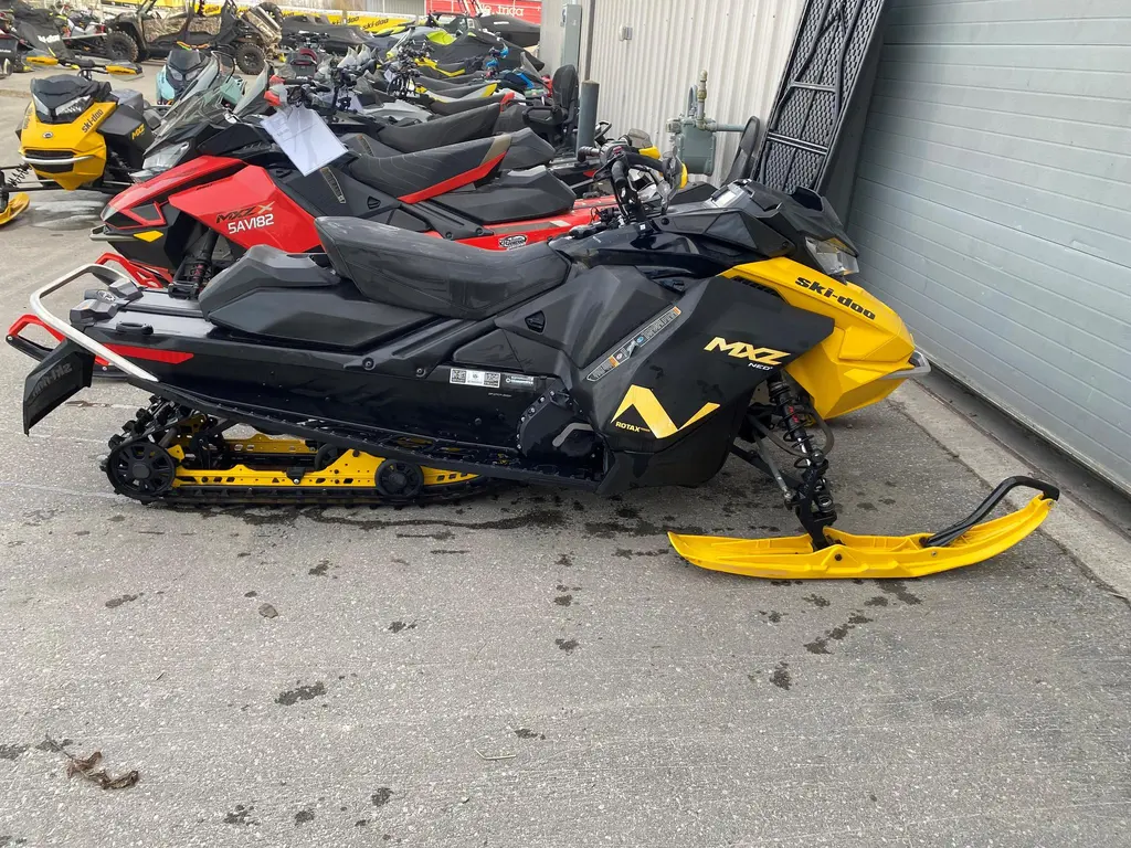 2023 Ski-Doo MXZ Neo+ 55HP