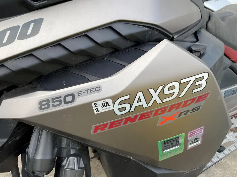 2023 Ski-Doo Renegade XRS 850 E-Tec