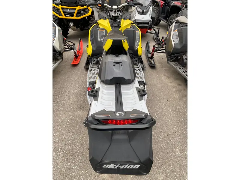 2019 Ski-Doo MXZ X 850