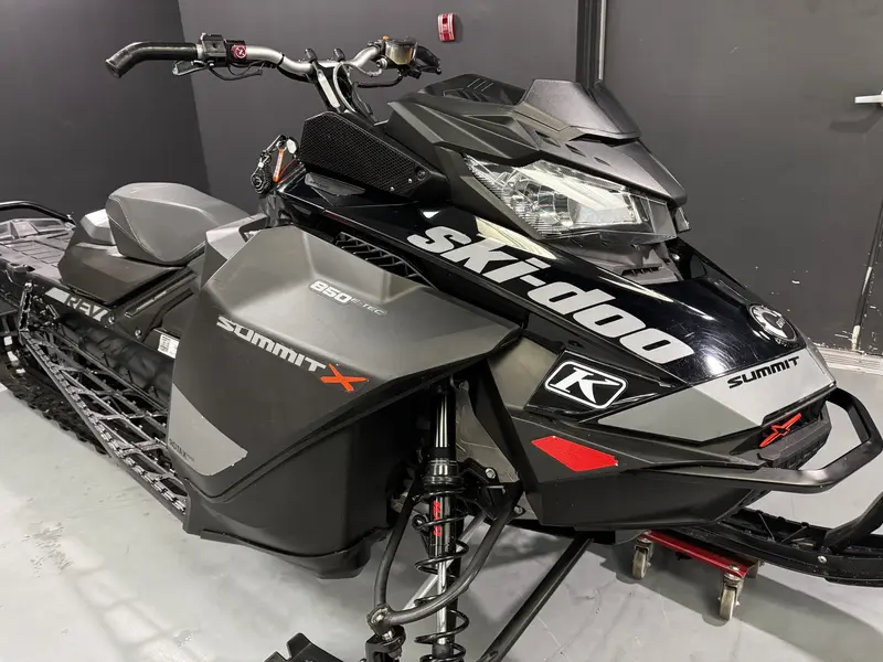 2020 Ski-Doo SUMMIT X 850 165