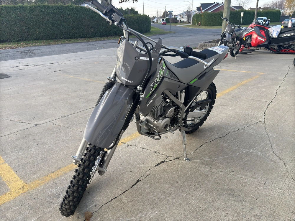 Kawasaki Klx140r L 2025 alt