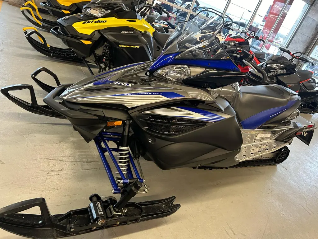 2015 Yamaha Apex