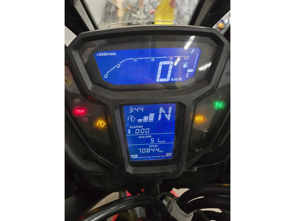 Honda Africa Twin 2017 alt