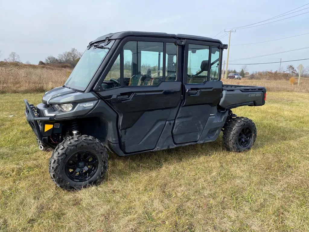 2022 Can-Am Defender Max Limited HD10