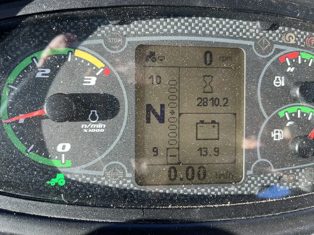 Case IH Farmall 105U 2015