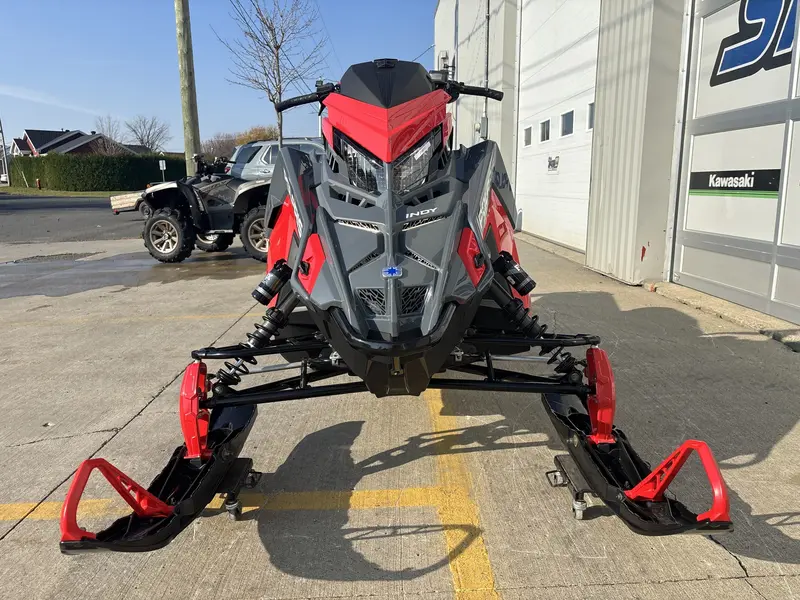 2024 Polaris INDY XC 137 850 / 2 ANS DE GARANTIE