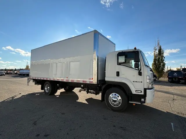 2025 Isuzu FVR 24' Van Body with tail gate