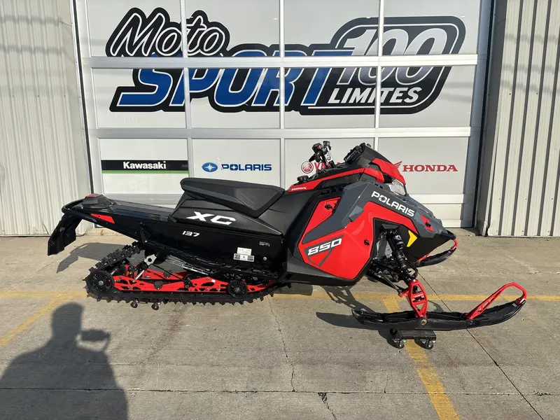 2024 Polaris INDY XC 137 850 / 2 ANS DE GARANTIE