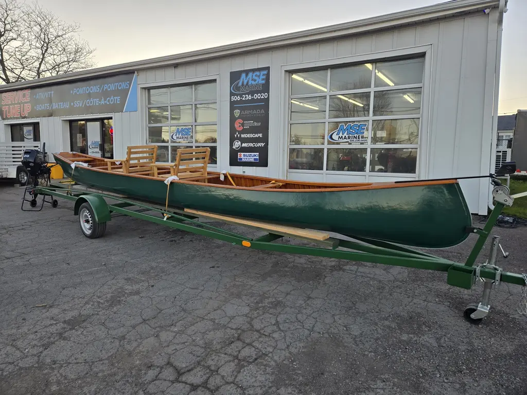 SHARP CANOE 2023