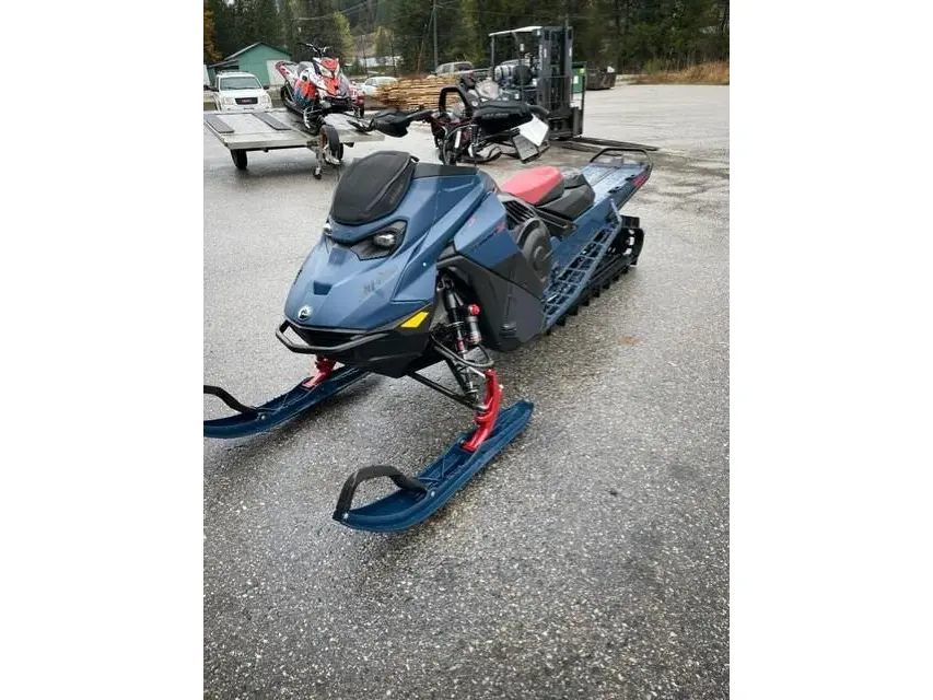 2025 Ski-Doo SUMMIT - EXPERT 154 850 TURBO R