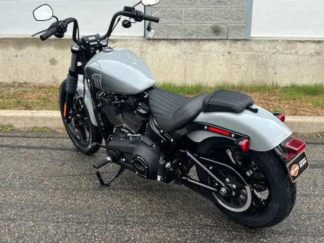 Harley-Davidson FXBB Street bobFXBB 2024