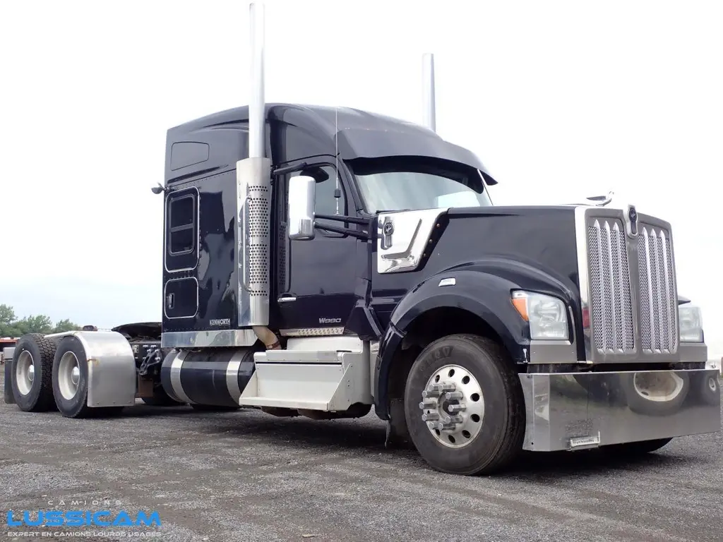 2020 Kenworth W990