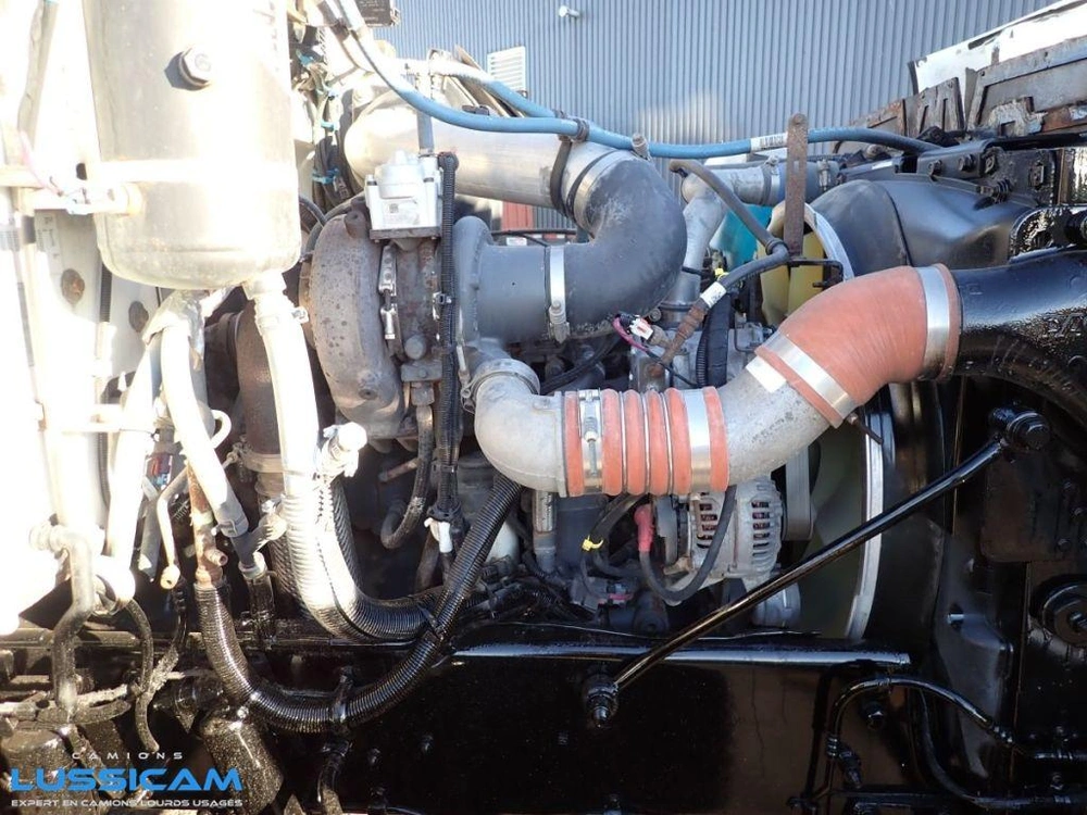 2020 Peterbilt 348