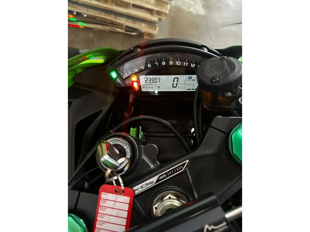 Kawasaki Zx10rr 2019 alt