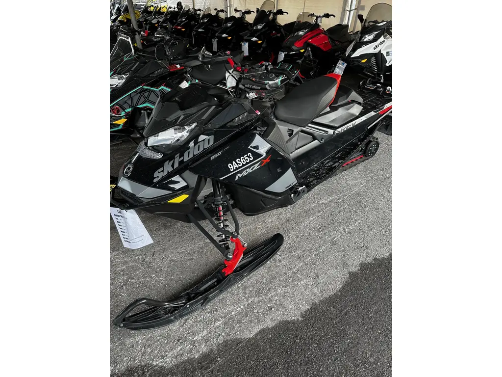 2020 Ski-Doo MXZ X 850 Etec