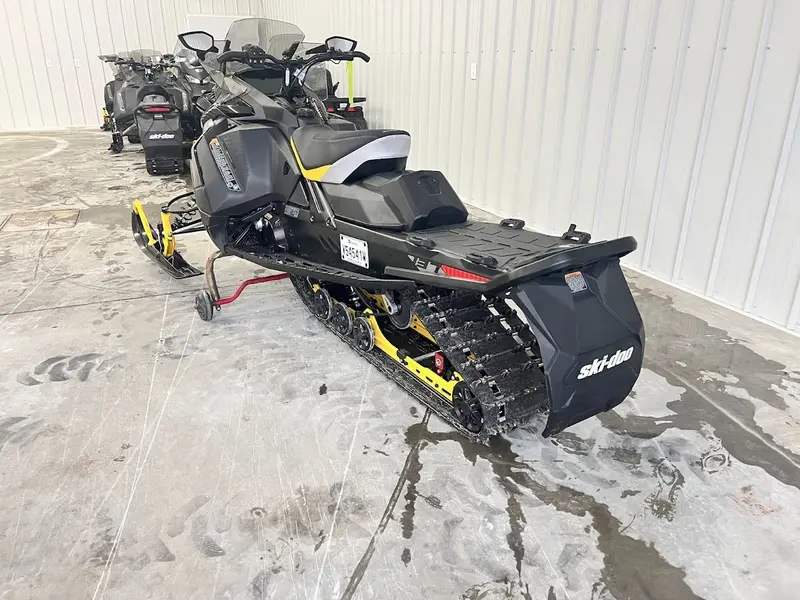 2024 Ski-Doo MOTONEIGE 2024 RENEGADE ENDURO 600R