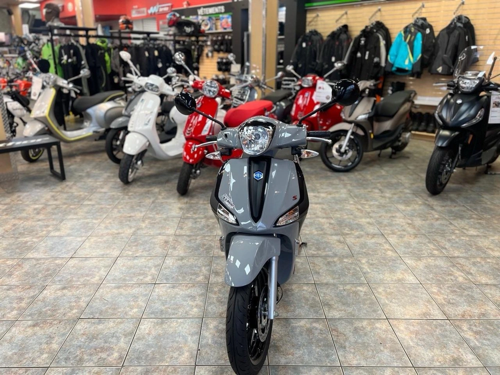 Piaggio Liberty 150 Iget Sport 2023 alt