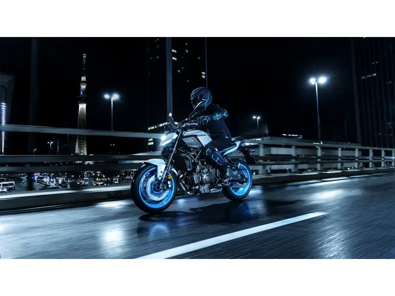 2025 Yamaha MT-07 2025 RESERVE PAR TELEPHONE